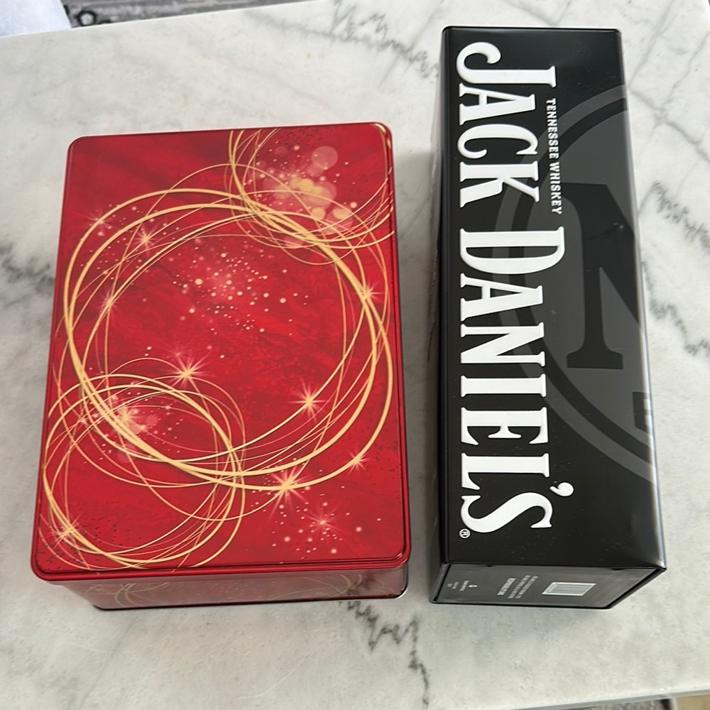 Bundle of Tins: Jack Daniels and Cookie